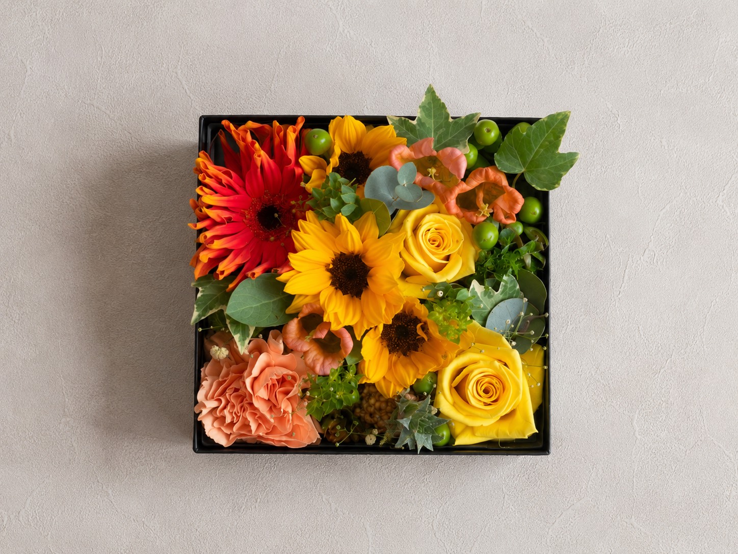 Fresh Flower Box Gift -Yellow-