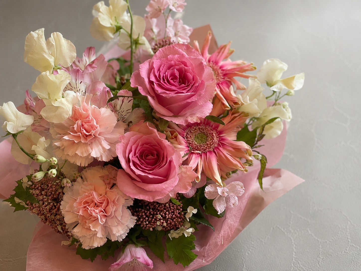 Fresh Flower Arrangement -Pink- 2